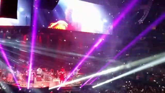 Arcade Fire - Sprawl II (Mountains Beyond Mountains) (Live At Oracle Arena On 10/21/2017)