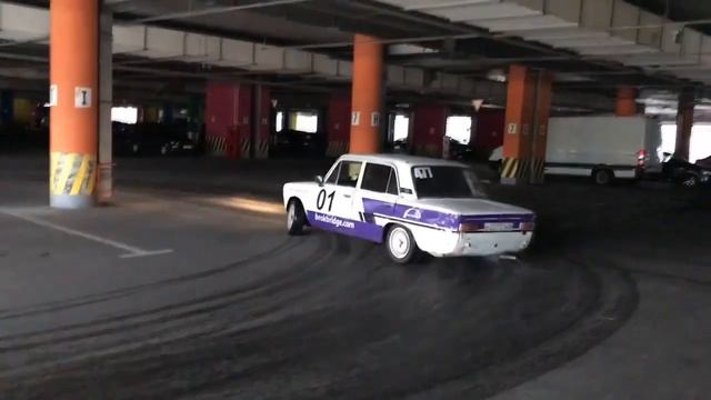 Тюнингованый Ваз 2101.1.6 смотреть онлайн