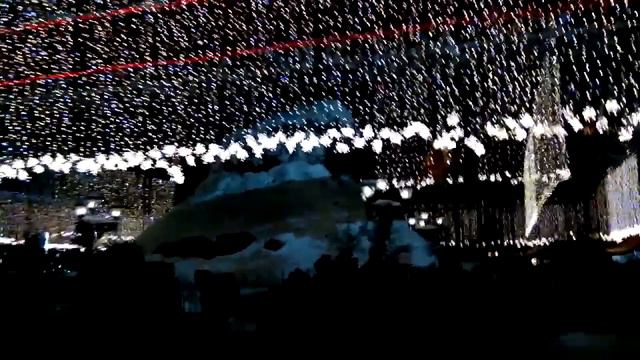 НОВЫЙ ГОД В КИЕВЕ \ Christmas tree in ukraine - ЁЛКА, СОФИЕВСКАЯ ПЛОЩАДЬ и ВКУСНАЯ ЕДА смотреть онлайн