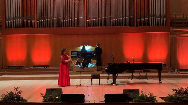 Марчелло Адажио из концерта для гобоя с оркестром (Ермилова Е., Сулейманова И.) смотреть онлайн