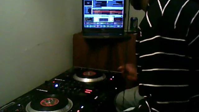 THE RETURN OF DEFINITION DJ WARFIELD MIX смотреть онлайн