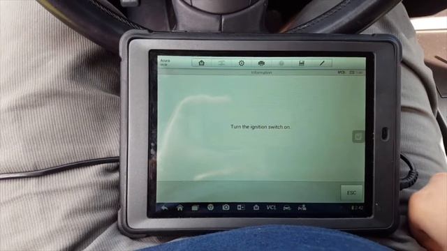 Honda / Acura - U3000 Internal Failure of SRS Airbag Control Module смотреть онлайн