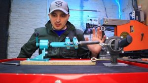 Тиски Ножедела