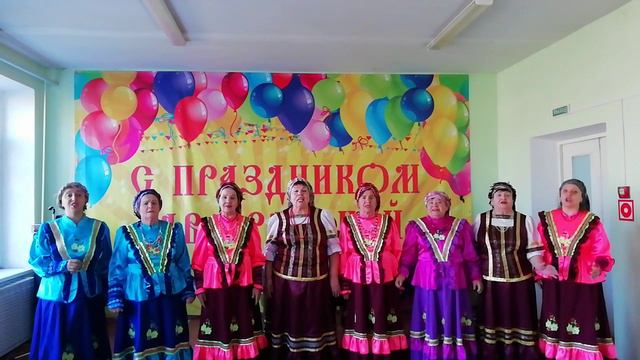 Золотистый золотой