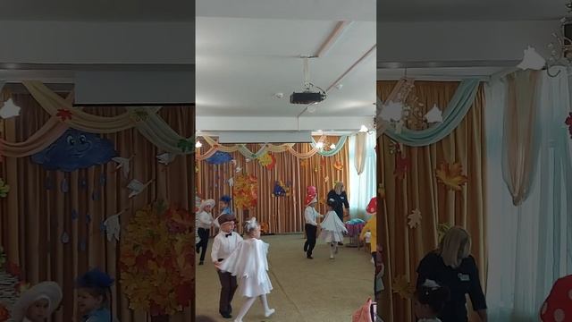 Танец друзей (Полька) гр.7 Д/с 7, 2023г смотреть онлайн