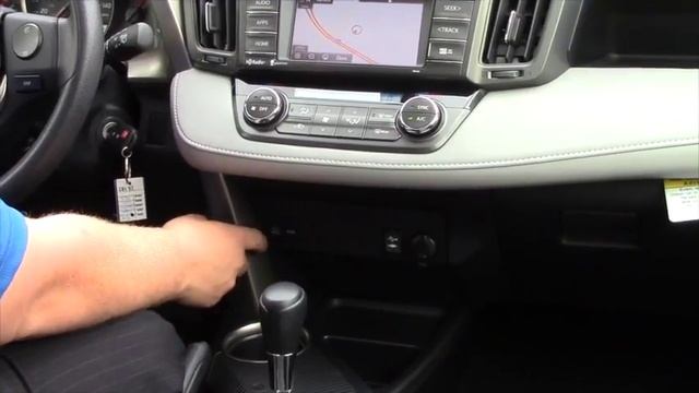 2014 Toyota RAV4 XLE and Limited Comparison for Brion from Nick of Handy Toyota смотреть онлайн