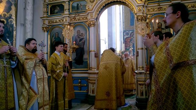 Великий вход в неделю Всех Святых в Свято - Духовом кафедральном соборе города Минска. 2018. смотреть онлайн