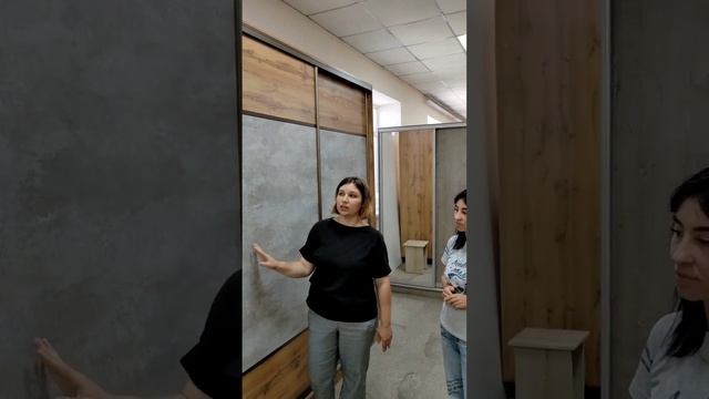 У шкафа купе плюсов больше, чем у распашного шкафа. смотреть онлайн