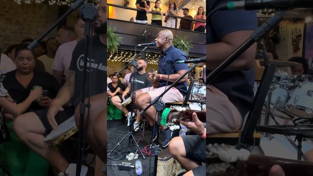 Cantor Leandro Augusto no Galpão ZN Retrado Cantando de um amor смотреть онлайн