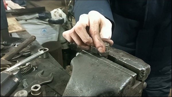 ЗУБР ПГ 1100 1 2″ 1100 Н·м Ударный пневматический гайковёрт №3