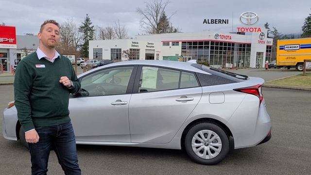 2022 Toyota AWD Prius Hybrid смотреть онлайн