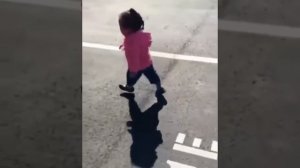 ребенок боится своей тени