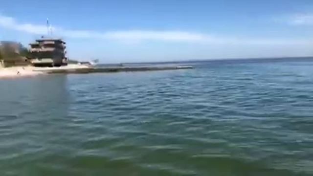 C кумой на море. Гдето у черного моря odesoftami.com смотреть онлайн