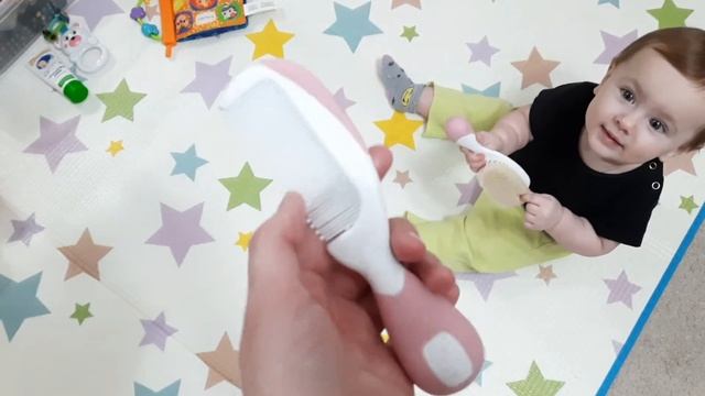 Обзор расчёски и щётки для волос Chicco смотреть онлайн