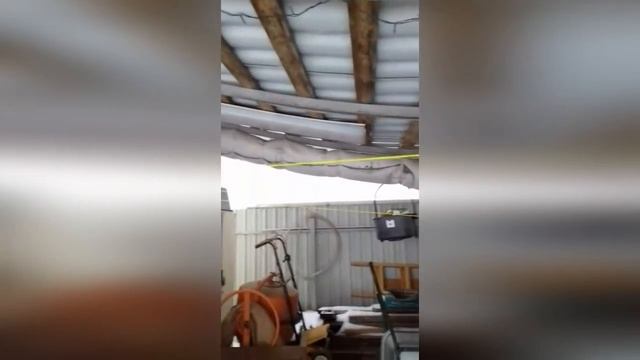 Куда я пропала?? Что со мной? Саша спасает дачу из снежного плена.?? Все поправимо.?? смотреть онлайн