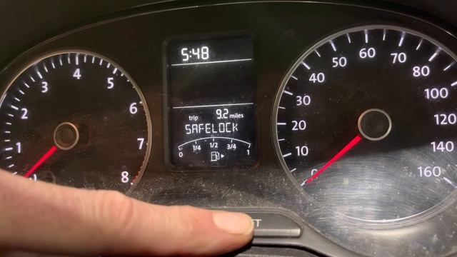 VW Polo Service Inspection Light Reset 6R смотреть онлайн