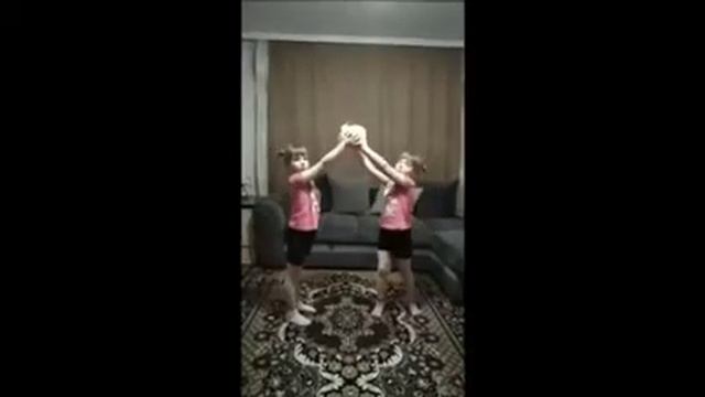 Мы вместе, мы дома. Чем занять ребенка дома. Инструктор по ФК Ивакова М.Н. смотреть онлайн