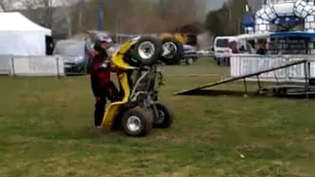 Salon Du Quad A Mussy Sur Seine Le 15/04/2012.