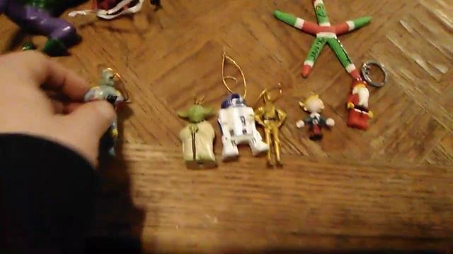 The Future Presents Star Wars, Marvel, & More Christmas Tree Ornament Figurines Showcase & Review смотреть онлайн