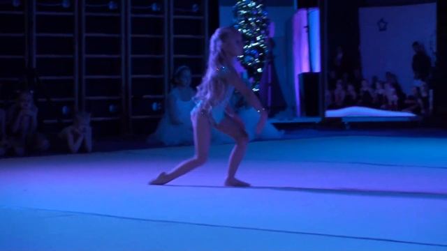 Холодное Сердце Эльза и Анна смотреть онлайн