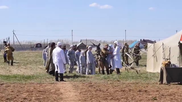 Военно-историческая реконструкция «Май 1945 года» в Менделеевске смотреть онлайн