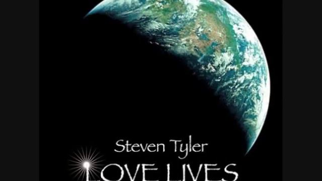 Steven Tyler - Love Lives (Acoustic) смотреть онлайн