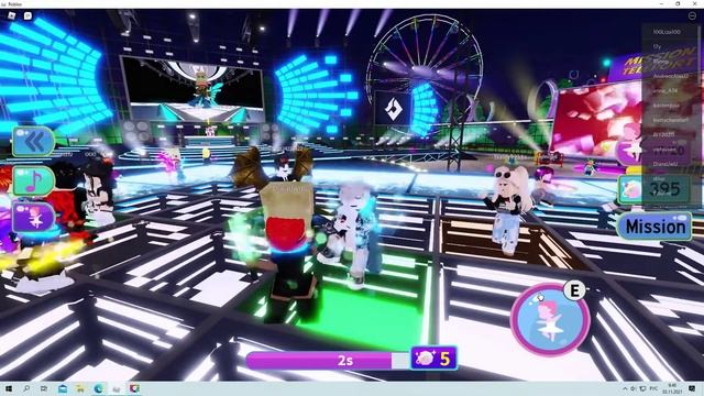 Как получить БЕСПЛАТНЫЕ НАУШНИКИ в Роблокс | LuoBu Transformation Night roblox | Ивент! смотреть онлайн