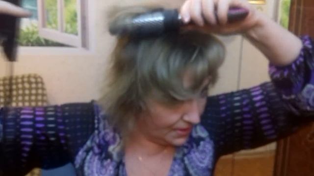 Как сделать объёмную и пышную укладку волос ,самой дома . Легко !How To Make A Beautiful Hairdo .