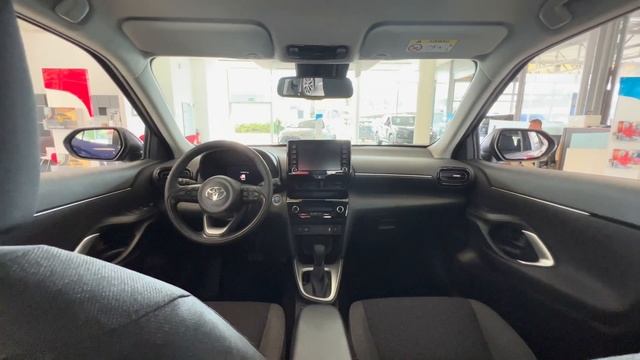 2023 Toyota Yaris Cross Hybrid | 4K HDR Dolby Vision смотреть онлайн