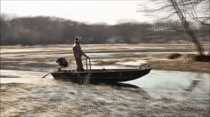 БОЛОТОХОД 10 л.с.на лодке 4,5 метра