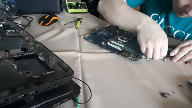 Acer Aspire 5542 нет изображения