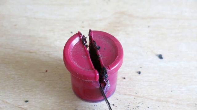 РАСКАЛЕННЫЙ НОЖ VS РЕЗИНКА смотреть онлайн