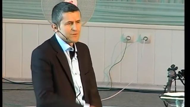 28.04.2013 п. Александр Дехтяренко. Проповедь на тему "В какого Бога я верю" смотреть онлайн