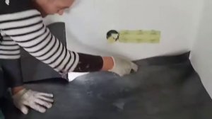 Как Правильно Обрезать Линолеум Вдоль и Поперёк Стен