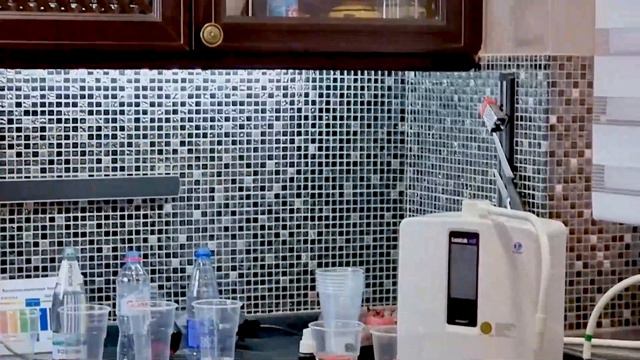 Весь выпуск льём воду. Животворящую! смотреть онлайн