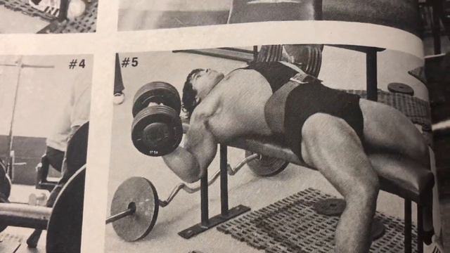 Franco Columbu's INTENSE Chest Workout - Circa 1976 смотреть онлайн
