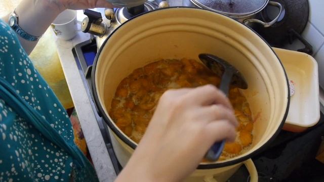 Абрикосовое варенье с сахаром смотреть онлайн