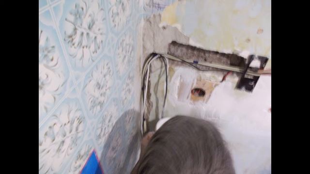 установка монитора на стену и колонки в стену смотреть онлайн