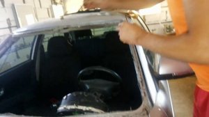 замена лобового стекла приора своими руками