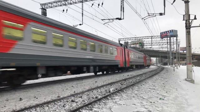 ЭД4М-0321 На перегоне Нижегородская-Серп и Молот смотреть онлайн