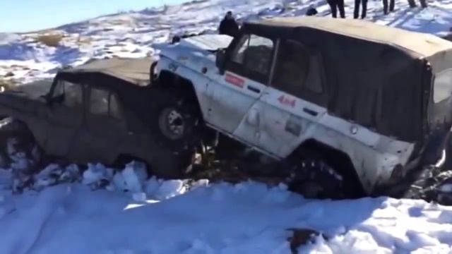 ПРИКОЛ ))) КЧР Зачатие стандартного УАЗа.))) смотреть онлайн