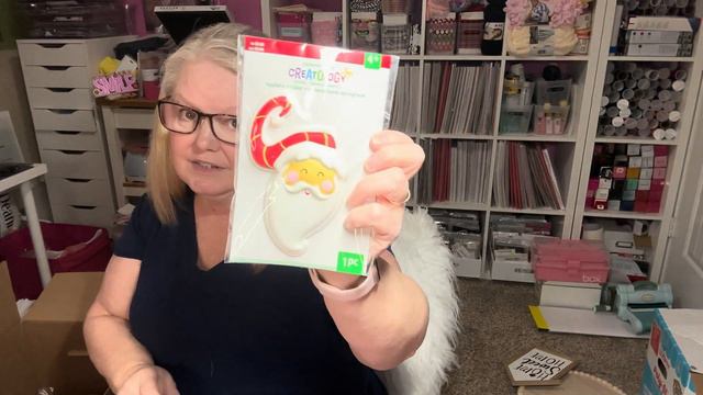 MICHAELS GRAB BAGS ARE BACK! 10$ A BOX! I GOT 133 ITEMS FOR 20$! DID I GET A GOOD DEAL?? COME SEE! смотреть онлайн