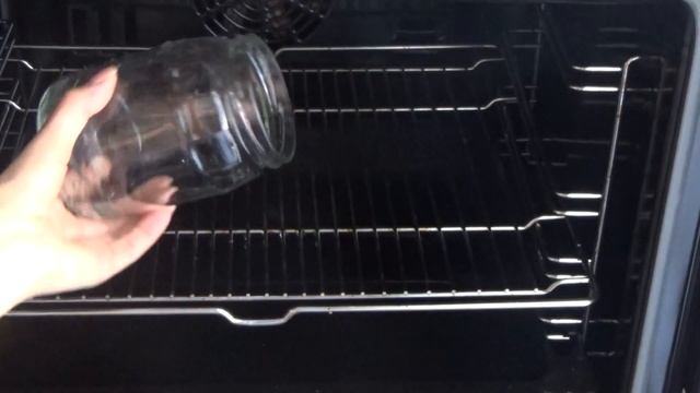 КАК СТЕРИЛИЗОВАТЬ БАНКИ ПЕРЕД КОНСЕРВАЦИЕЙ смотреть онлайн