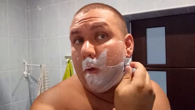 Мое бритье в отпуске 2. LaToja, Denim Black, ZENITH, Gillette SilverBlue,MUEHLE R89 GRANDE. смотреть онлайн