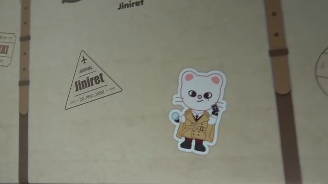 Stray Kids SKZOO Detective Outfit Unboxing!!! (Wolf Chan and Jiniret) смотреть онлайн