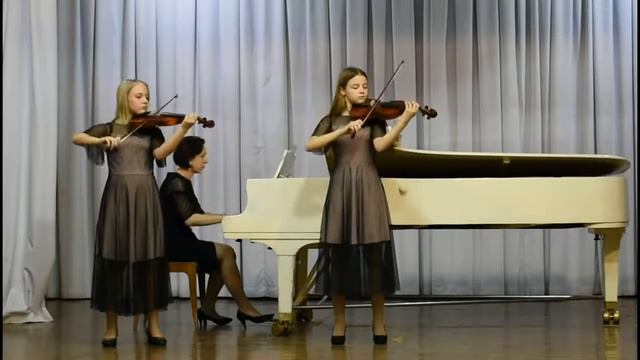 Скрипичный дуэт (Стародубцева Полина, Щипунова Софья) - И.С.Бах "Концерт Ре Минор для двух скрипок смотреть онлайн