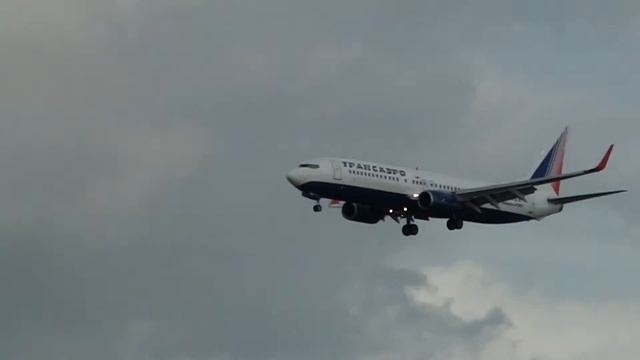 Timi Beach Plane Coming In To Land At Pafos International Airport. PFO. смотреть онлайн