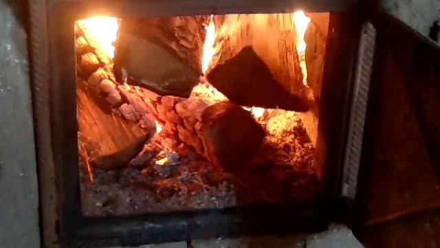 Релакс видео: горит огонь(relax video:fire is burning)? смотреть онлайн