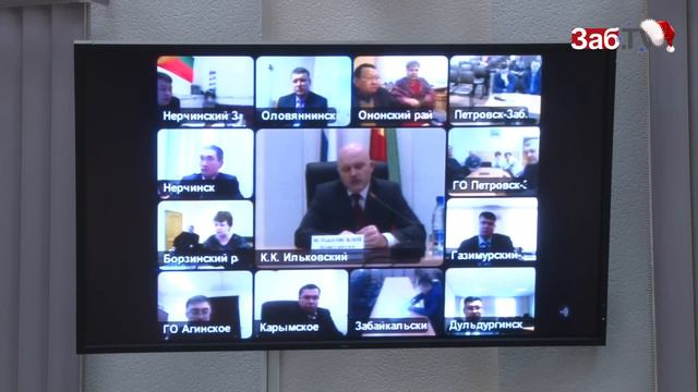 Если не будет зарплат, Ильковский посоветовал писать СМС-ки Кеферу смотреть онлайн