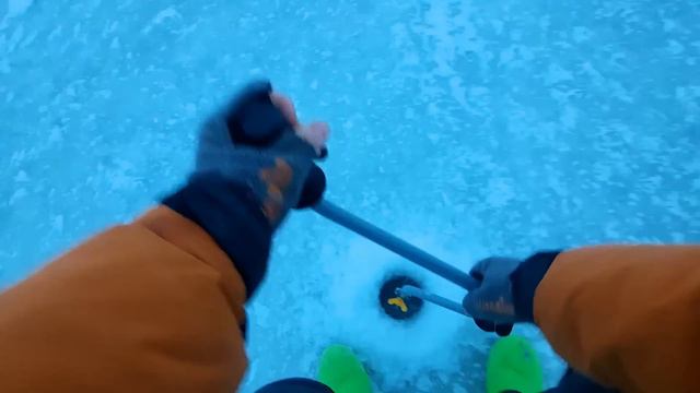 Вернулся и взял реванш! Трудовые рыбалки на Волге смотреть онлайн
